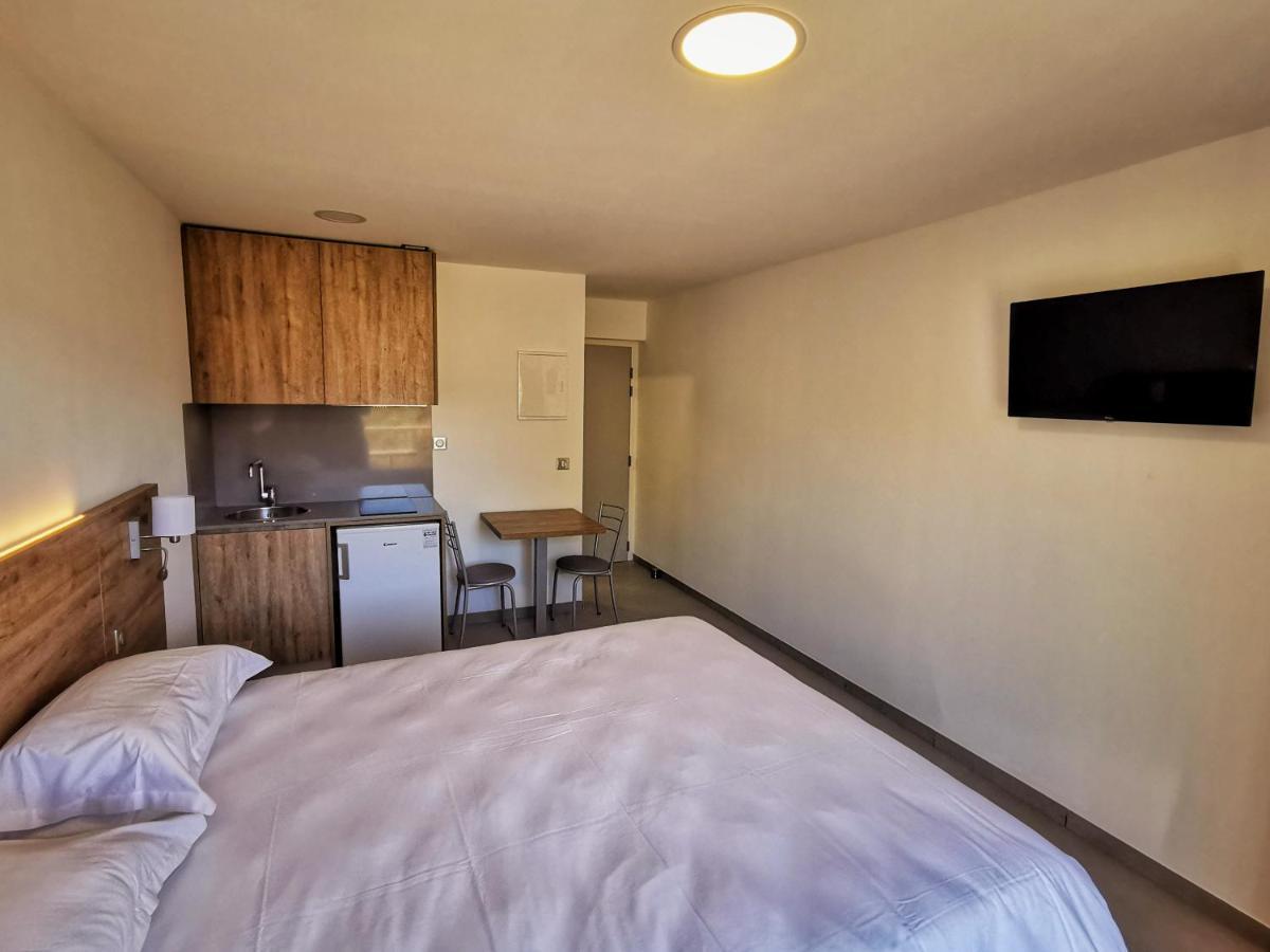 Ustaria Apartment Peri Bagian luar foto