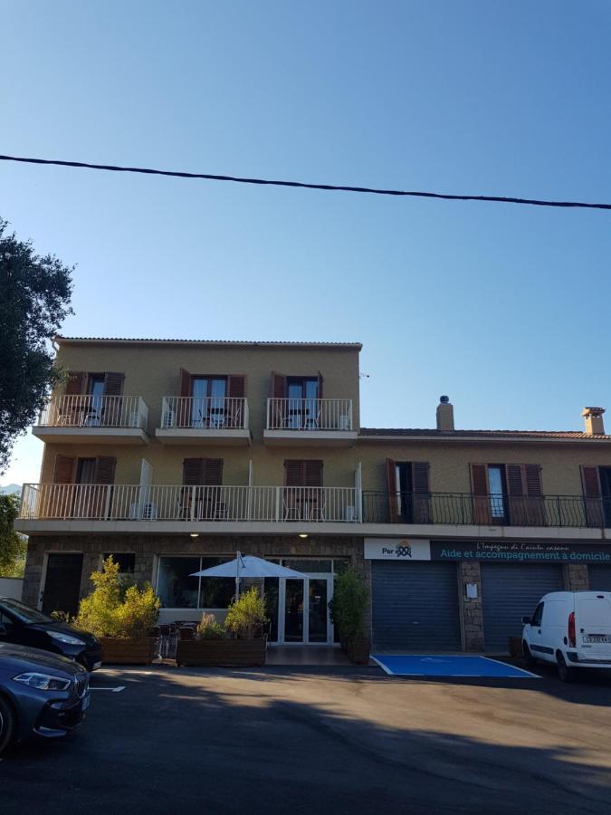 Ustaria Apartment Peri Bagian luar foto